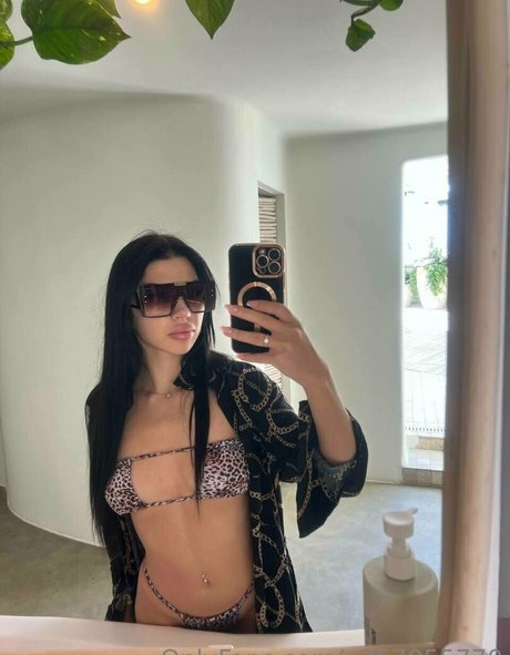 zierliche asiatische onlyfans xxx nackte bild