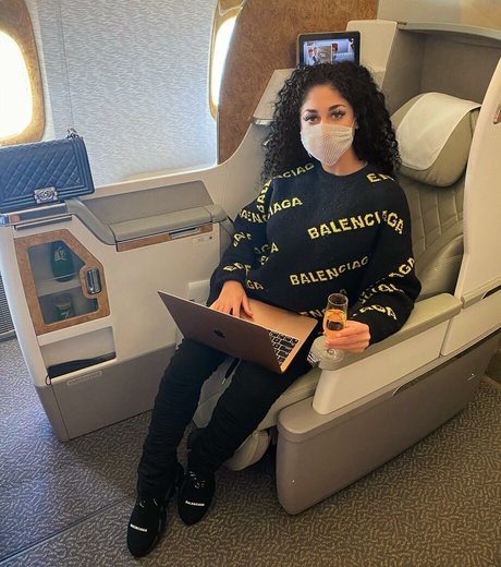 asiatische influencer-onlyfans freie exklusive galerien