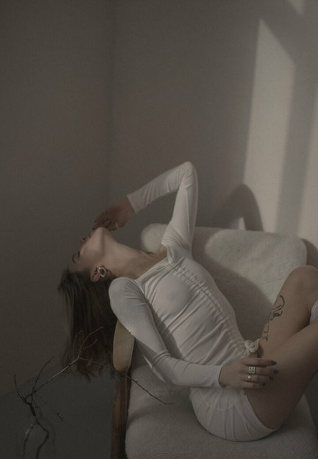 disimaria model schöne foto