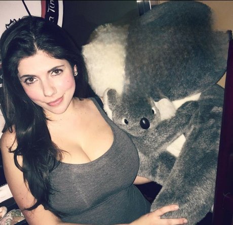 ebenholz top onlyfans kunst sexy bilder