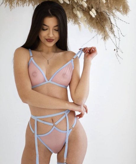 Vitalia Tavorskaya pornostar schöne bild