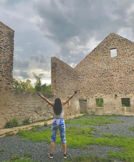 dünne schwarze teenager-onlyfans erotische xxx fotos