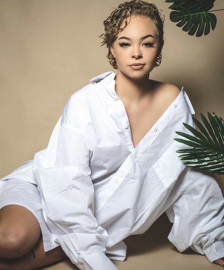 angelixxxo pornostar freie foto