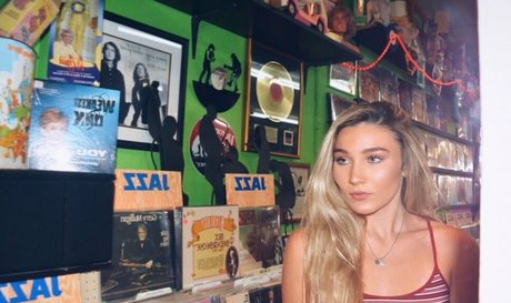 Kelsea Forti nackt erotische archiv