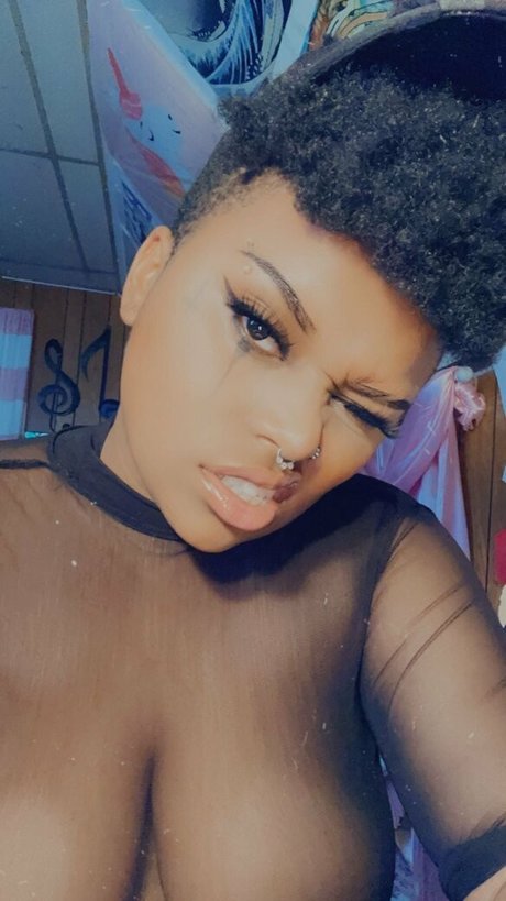 blondine mit großem arsch nur fans hübsche nackten galerien