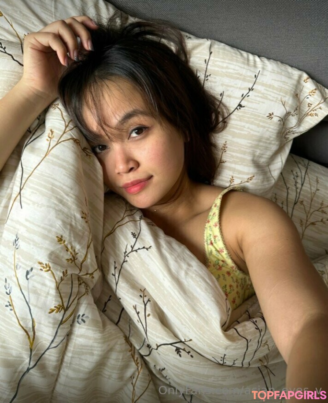 asian eyes v top pornografische bild