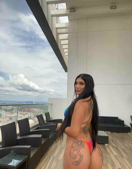 dünne blonde onlyfans erotische erwachsene bild