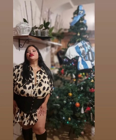 Naty Mari xxx akt foto