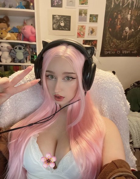 Allykitti freie nackten archiv