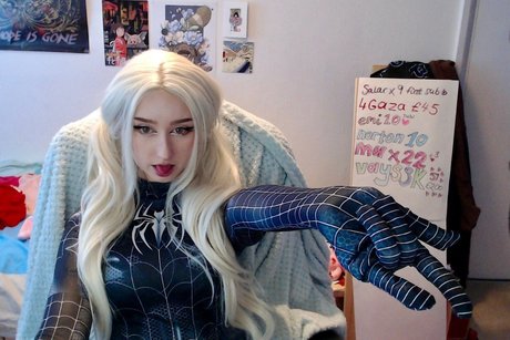 Allykitti top pornographische archiv