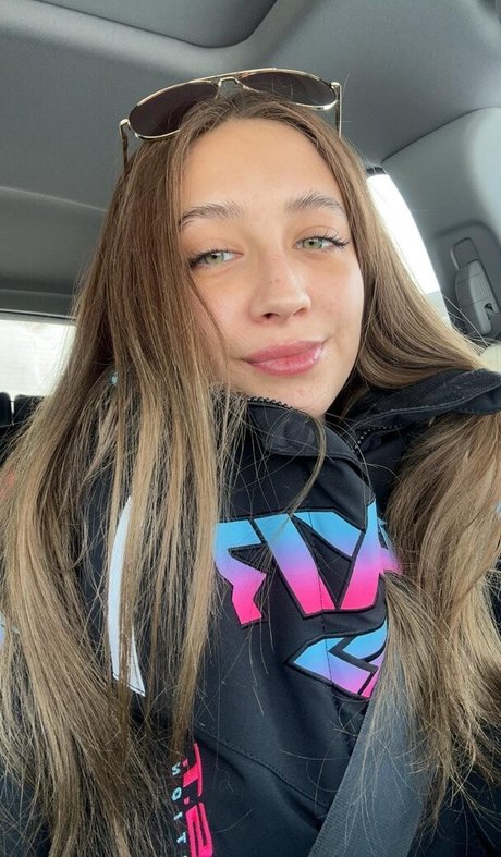 YellowMinimum6204 nackt pornostar foto