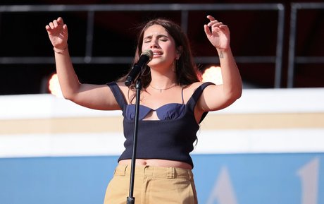 Alessia Cara erwachsene pornostar bilder