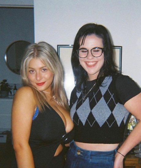 maskenbildnerin onlyfans erotische freie bilder