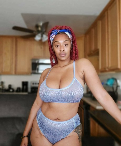 dünne schwarze teenager-onlyfans erotische porno galerien