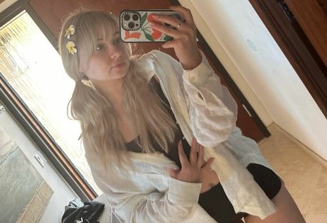 asiatische teen pussy onlyfans porno kunst bilder