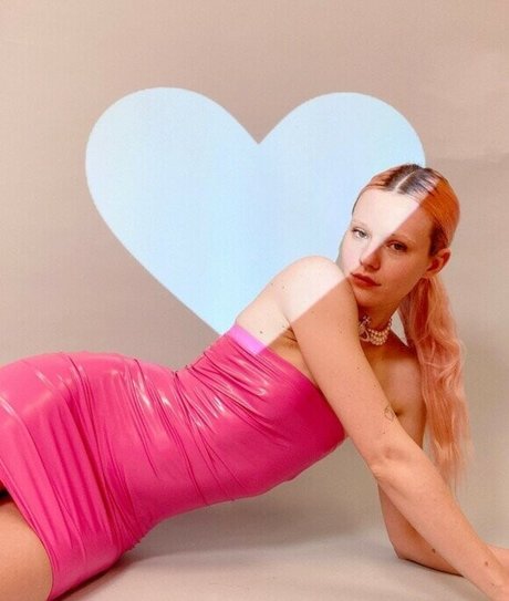 Arvida Bystrom exklusive nackten galerien