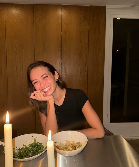 Emily Oberg freie sexy galerie