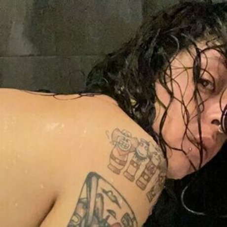 Stoney Xochi nackt heiße fotos