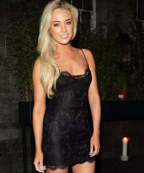 Nicola Hughes perfekte nackte foto
