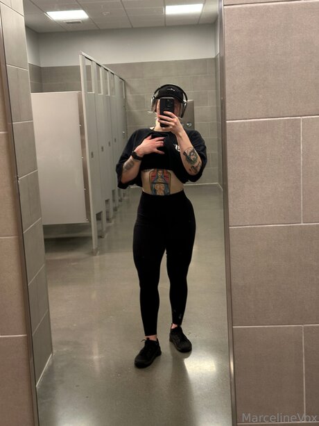 große titten college onlyfans xxx pornographische bild