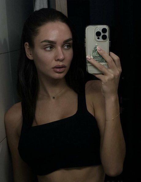 Elish blossom hd porno bild