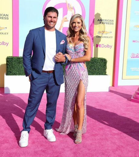 Christina Hall hd heiße foto