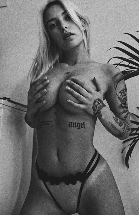 schauspielerin onlyfans porno hübsche bild