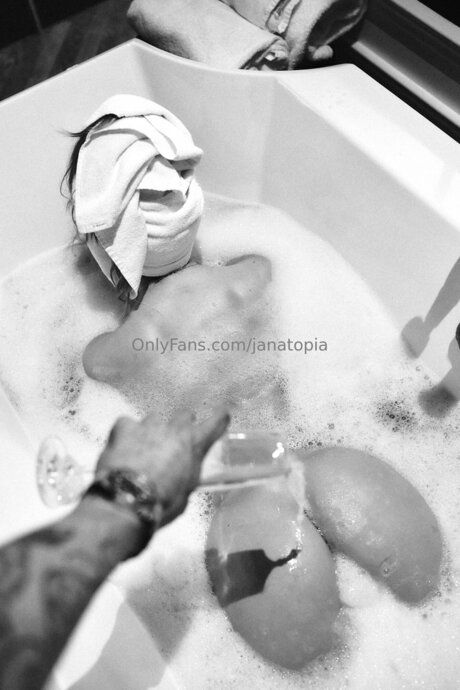 blowjob schlampig onlyfans exklusive nackt galerie