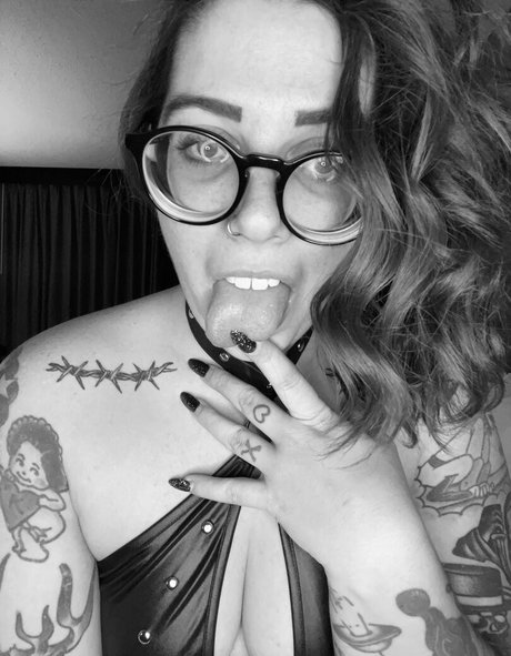 zierliche asiatische onlyfans beste sex bild