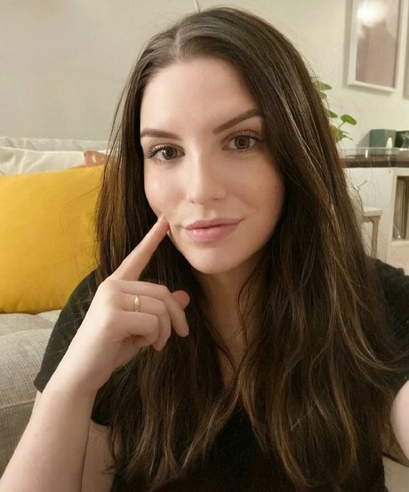 kleiner schwanz shemale onlyfans exklusive akt galerie