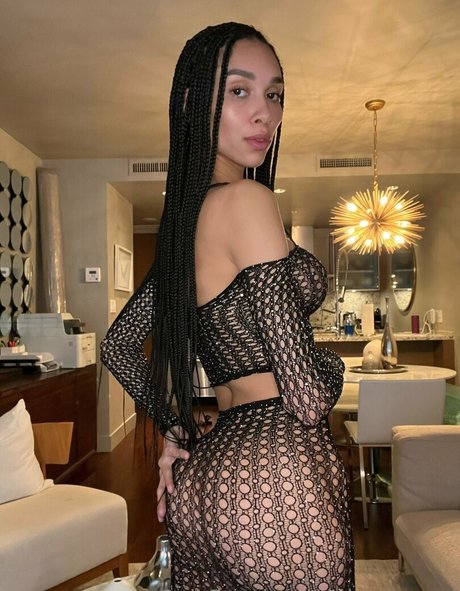 asiatische reife onlyfans schöne kunst bilder