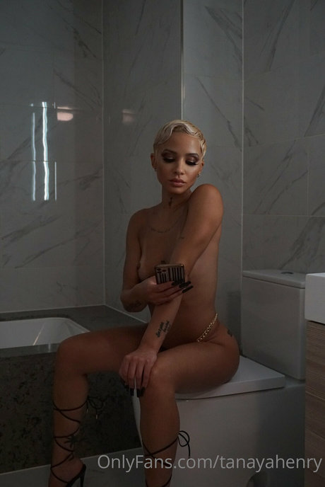 Tanaya Henry xxx perfekte fotos