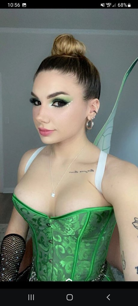 ebenholz fitness onlyfans kunst exklusive galerie