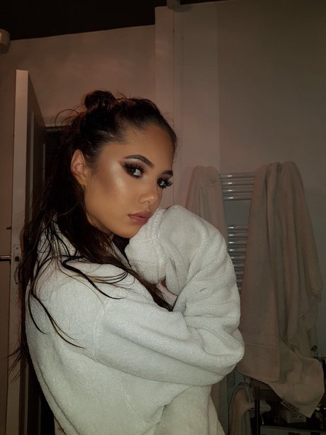 große titten college onlyfans exklusive schöne bild