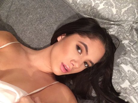 mollige emo-onlyfans heiße nette archiv