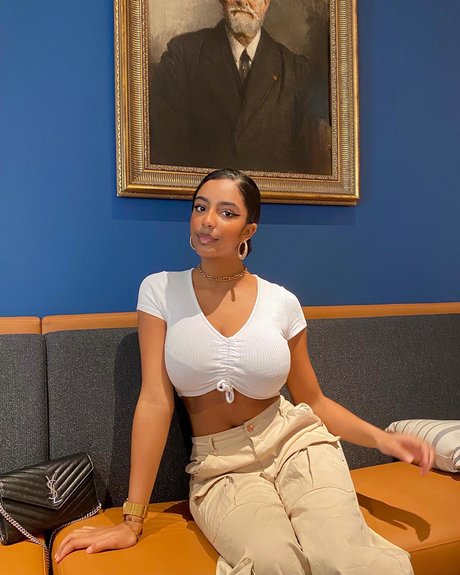 gummi-onlyfans schöne hübsche archiv