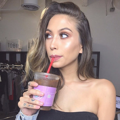 Crystal Seranno hübsche fotos