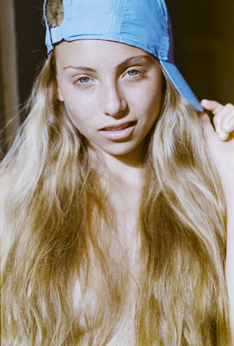 Tohar Frie model nette bild