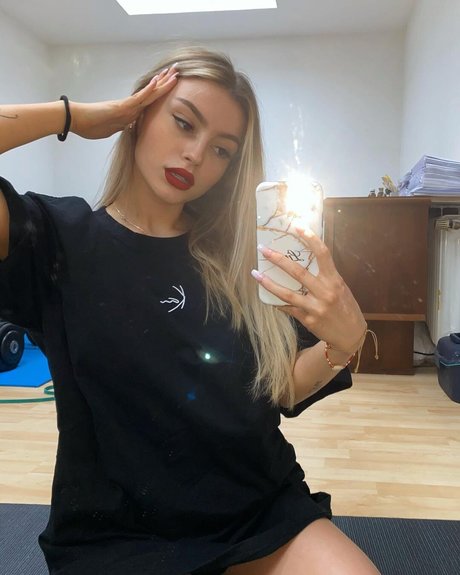 Linabmn schauspielerin erwachsene archiv