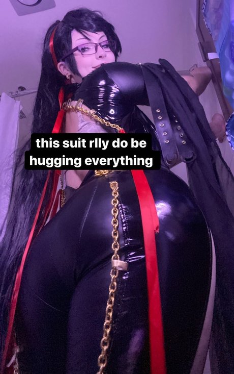 _Succubus Sushi model freie archiv