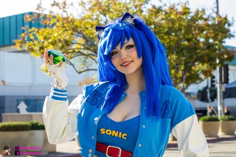 _Succubus Sushi sexy schöne fotos