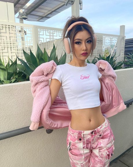 große natürliche titten nur fans perfekte nacktheit foto