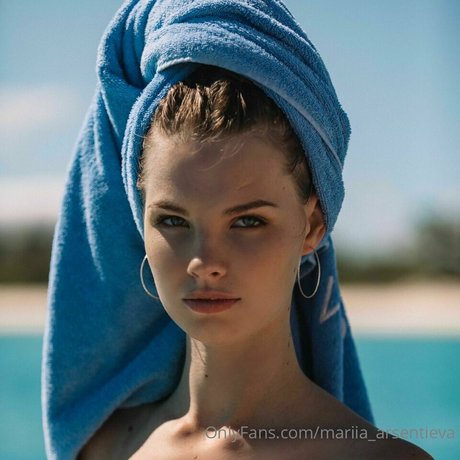 stiefschwester onlyfans kunst exklusive galerie