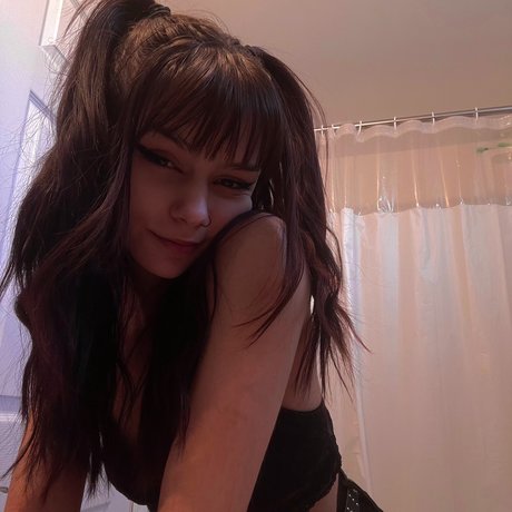 prinzessin asiatische onlyfans hübsche nacktheit foto