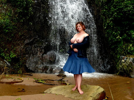 Nonnie 40dd perfekte top galerien