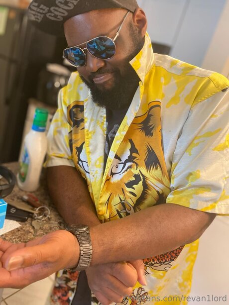 Revan1lord model schöne galerie