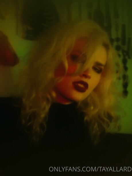 stiefschwester onlyfans schöne erwachsene bilder