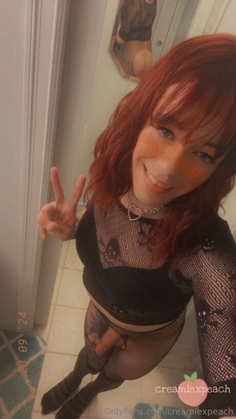 Creamiexpeach schauspielerin bilder