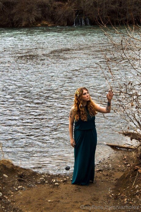 Varholex pornostar nackten fotos