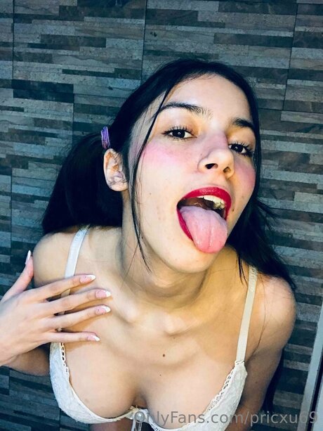 Bbyemely xxx hd bild